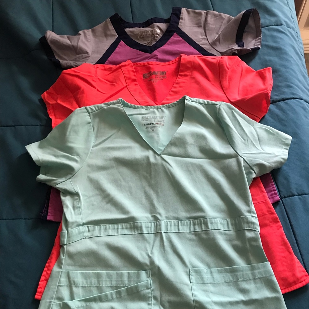 3 Grey’s anatomy scrub tops